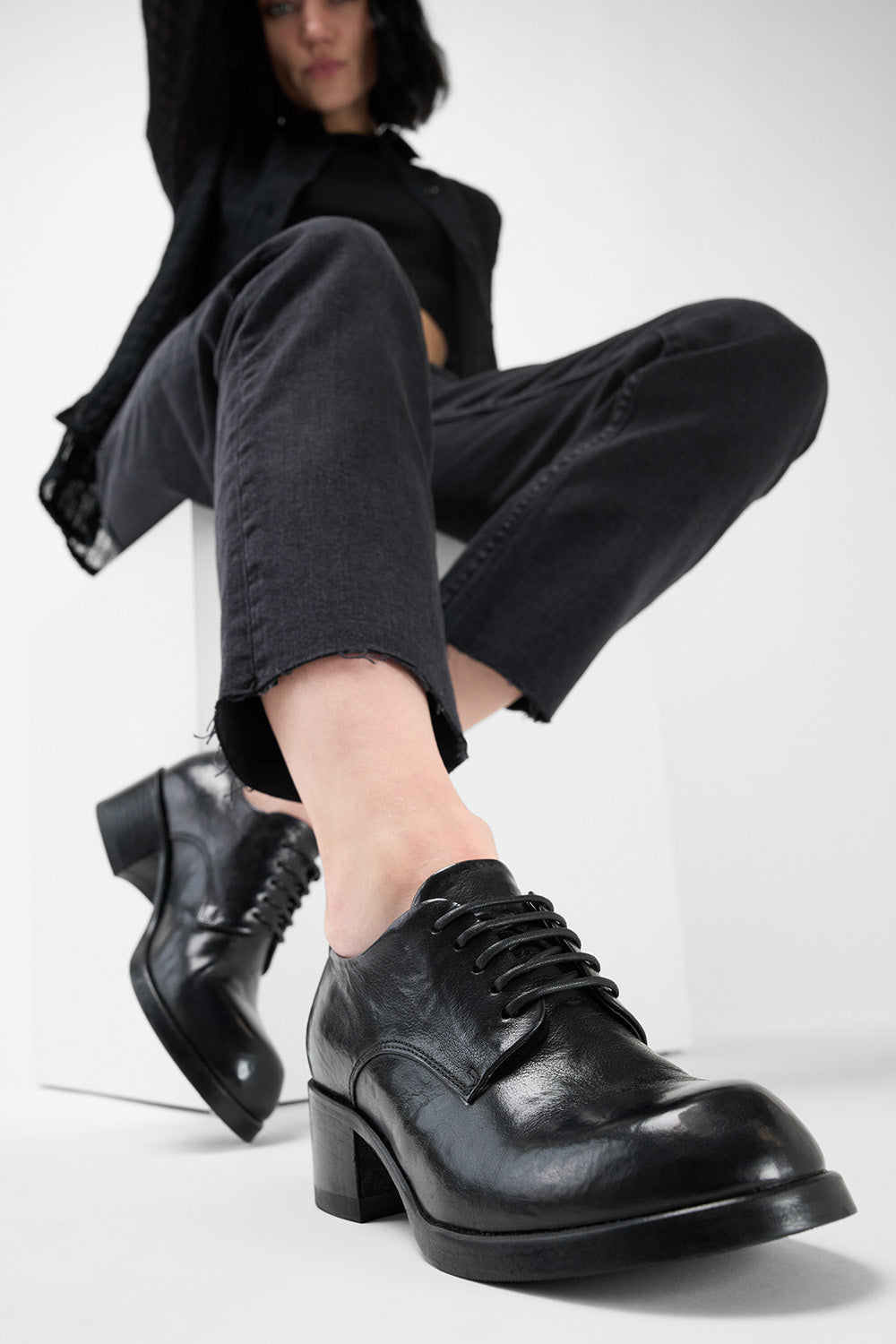 EXETER jet-black mid heel shoes.