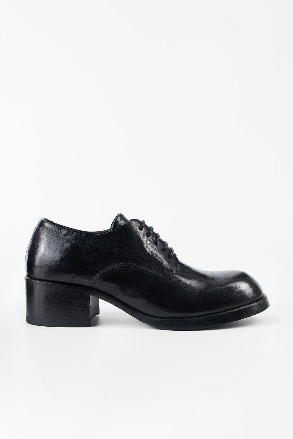 EXETER jet-black mid heel shoes.