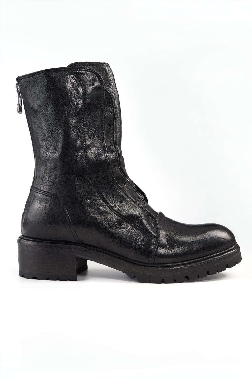 RADNOR urban-black laceless bikers.