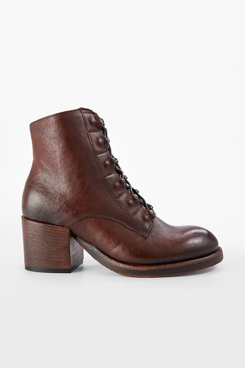 BERKELEY brown lace up boots
