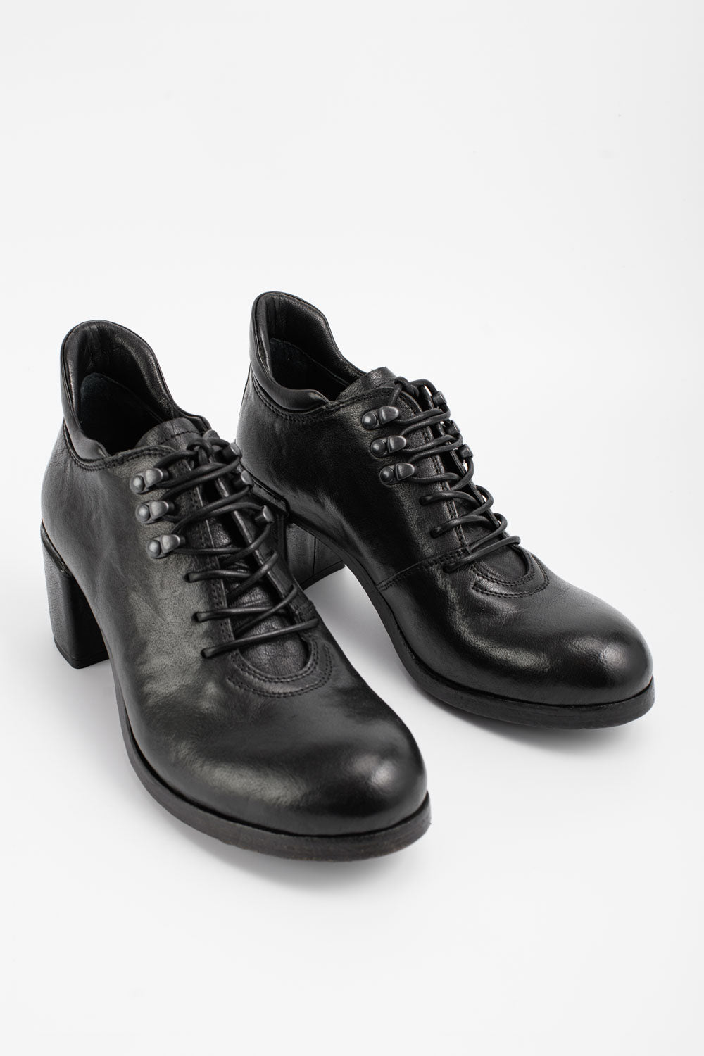 MADISON urban-black lace up hiking shoes.