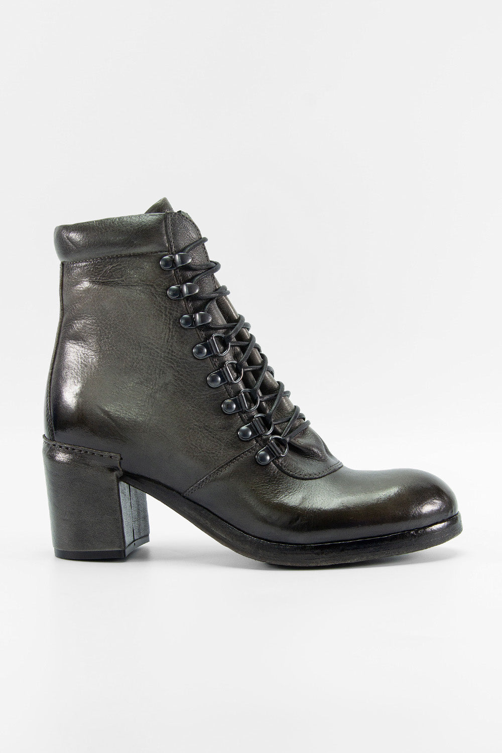MADISON ice-grey lace up boots.