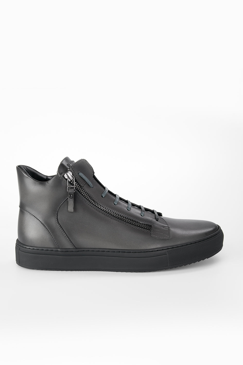 SOHO LOUNGE aluminium-grey patina high sneakers.