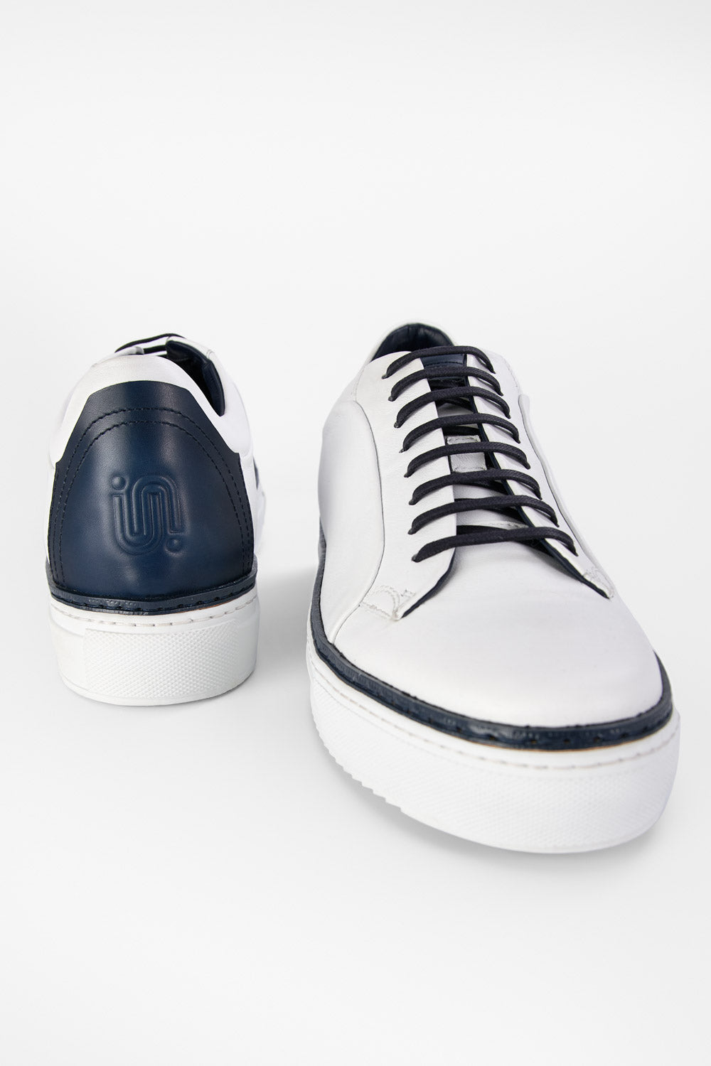 UNTAMED STREET Men White-Blue Calf-Leather Low Top Sneakers SOHO-EDGE