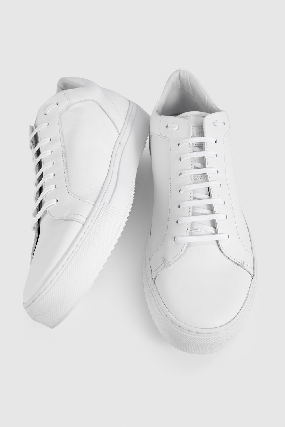 UNTAMED STREET Men White Calf-Leather Low Top Sneakers SOHO