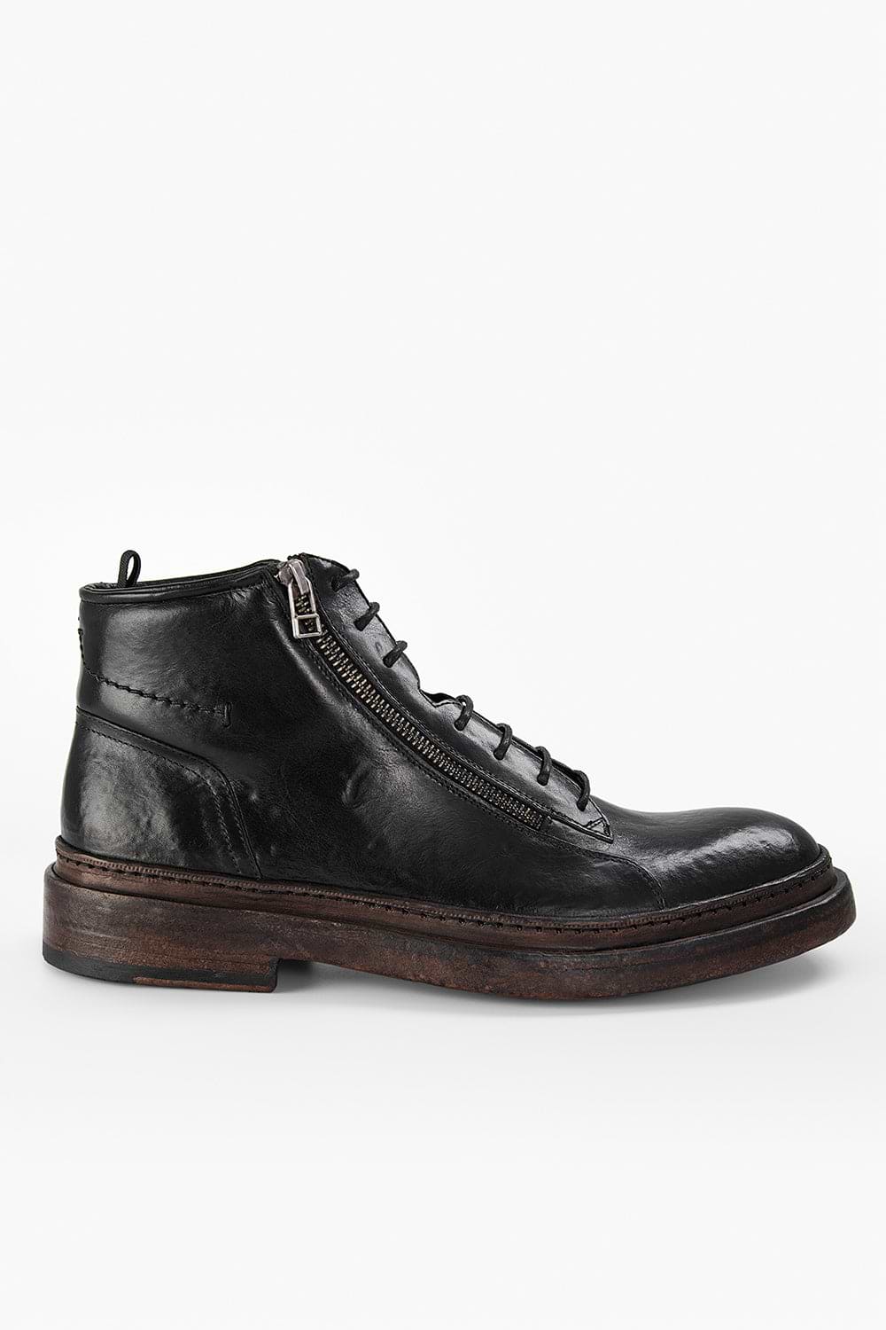 YORK black welted chukka boots | untamed street – UNTAMED STREET display picture 3